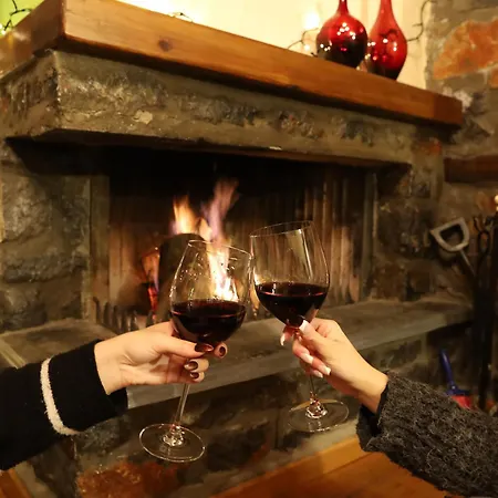 παραδοσιακή μεζονέτα στον π.άγιο αθανάσιο